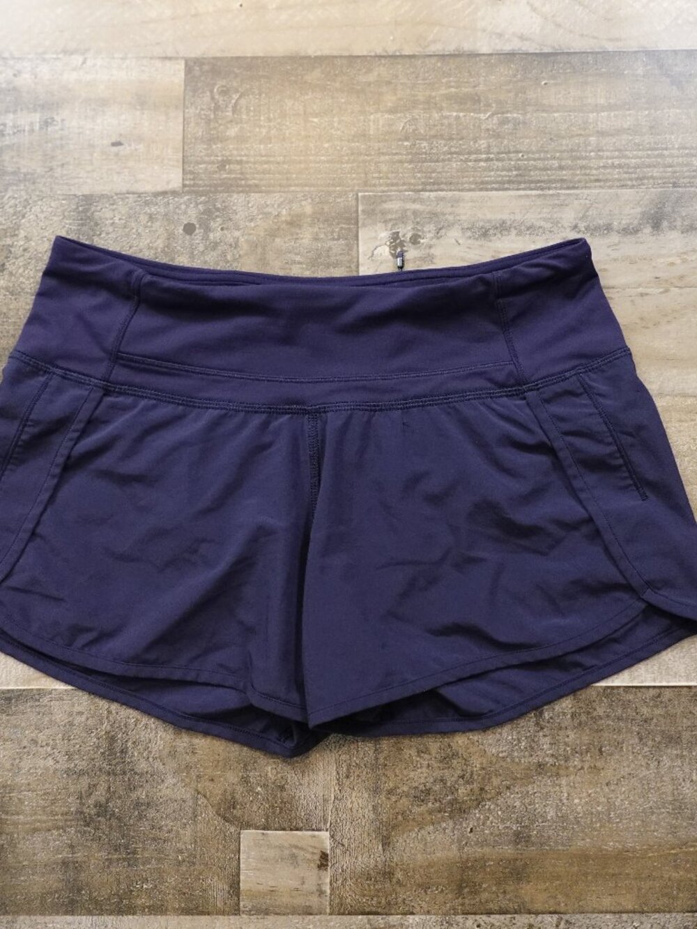 Lululemon Run Times Shorts Women’s 4 Dark Navy 4” Inseam Running Athletic